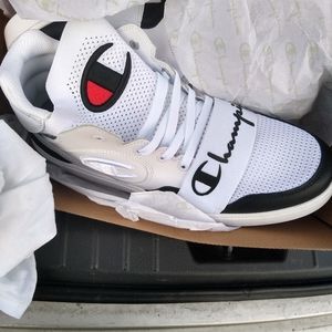 Brand new size 10 champion